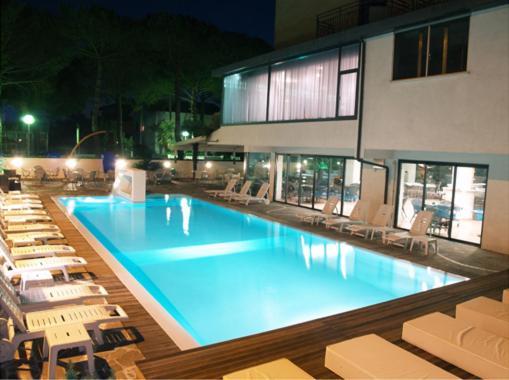 Hotel Liverpool Cervia Exteriér fotografie